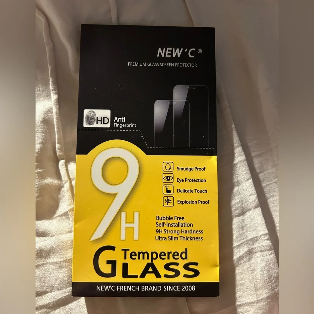 iphone 15 plus screen protectors